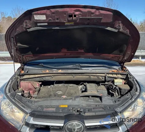 2018 Toyota Highlander Se z USA, uszkodzony, nr VIN 5TDJZRFH8JS846063